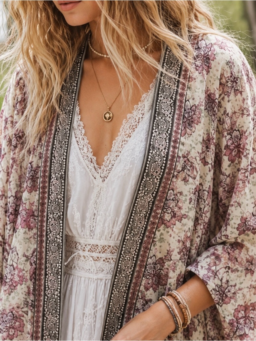 Mystree Floral Open-Front Kimono Sweater in Mauve and Cream
